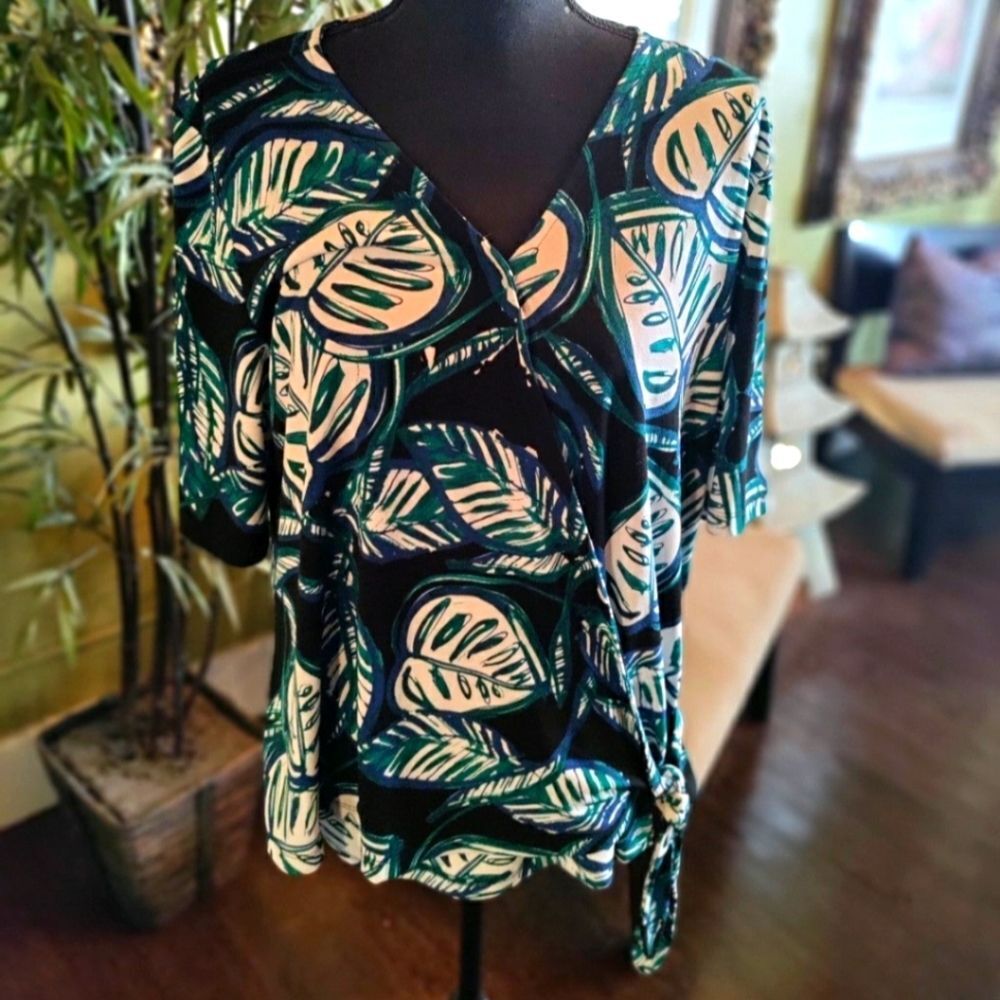 Women's blouse